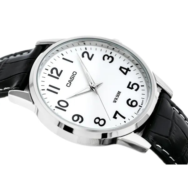 Casio MTP-1303L-7BVDF férfi karóra, bőrszíj, fehér számlap, WR50