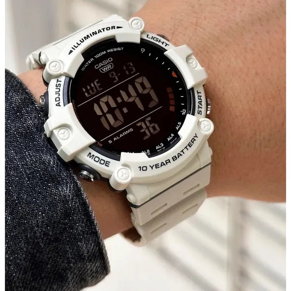 Casio AE-1500WH-8B2 férfi digitális sportóra, fehér, WR100