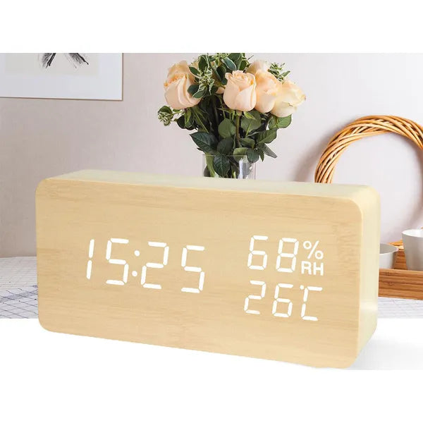 Fa hatású LED ébresztőóra hő- és páramérővel, USB/AAA, 15×7×4 cm