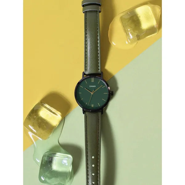Casio LTP-VT02BL-3A női karóra – zöld bőrszíj, fekete tok, 30 m WR