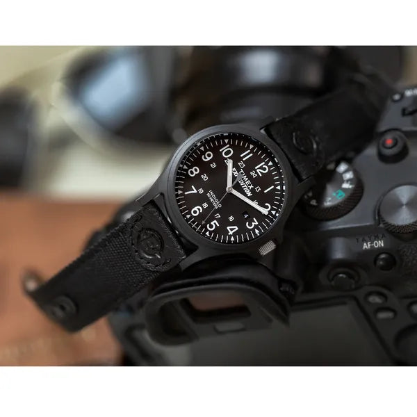Timex Expedition férfi karóra, quartz, 40 mm, fekete bőr szíj, WR50
