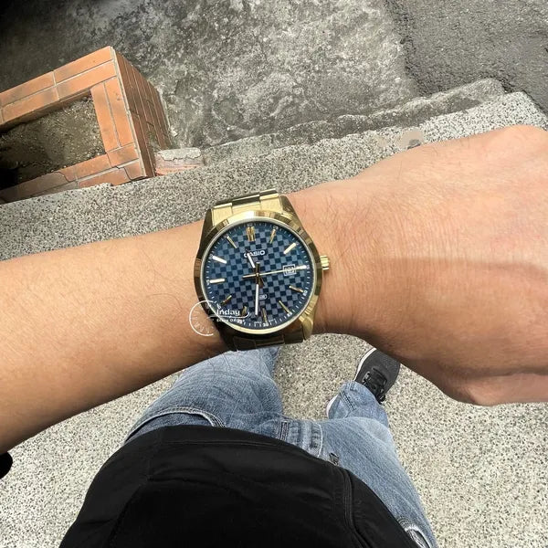 Casio MTP-VD03G-2A férfi karóra, arany acél, kék számlap, WR50