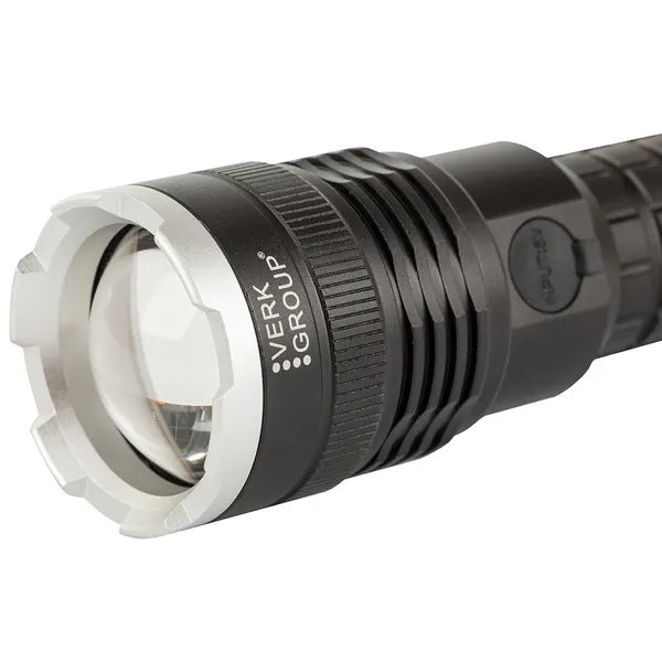 Taktikai LED zseblámpa CREE XHP90, 1000 m hatótáv, USB-C töltés, IPX5