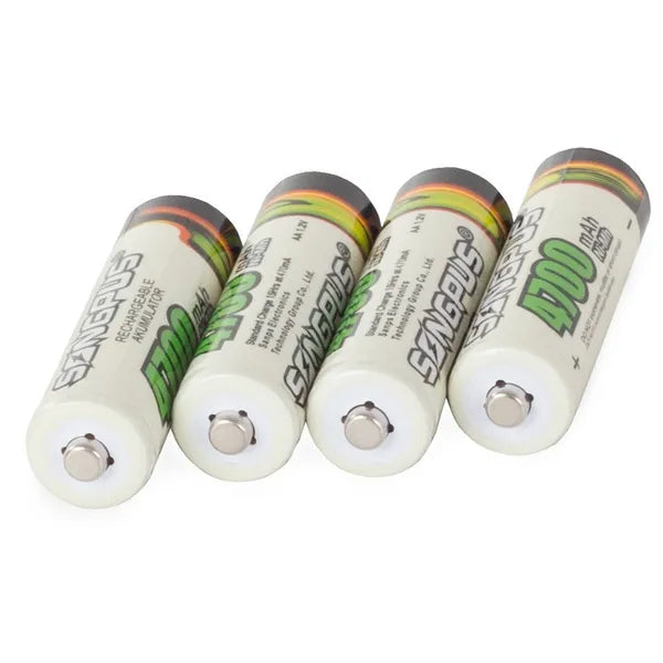 4 db AA R6 4700mAh újratölthető akkumulátor készlet