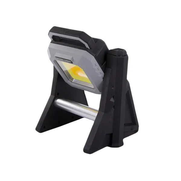 Újratölthető teleszkópos LED reflektor, 3000 lm, IP65, USB-C powerbank