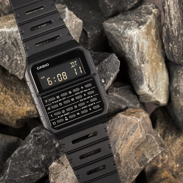 Casio CA-53WF-1B férfi digitális kalkulátoros karóra, fekete műanyag, WR30