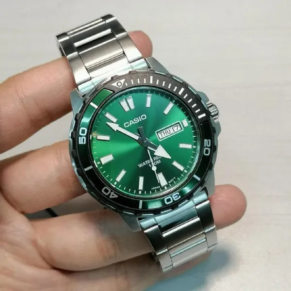 Casio Collection MTD-125D-3A férfi karóra, zöld számlap, acél, WR100