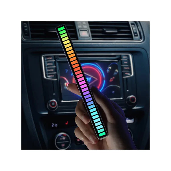 Hangra reagáló USB-C RGB LED fénycsík, 32 LED, akkumulátoros, 18 mód