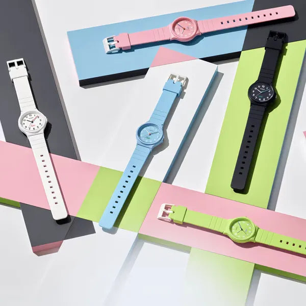 Casio LQ-24B-1BDF női karóra, fekete, kvarc, WR30, műanyag szíj