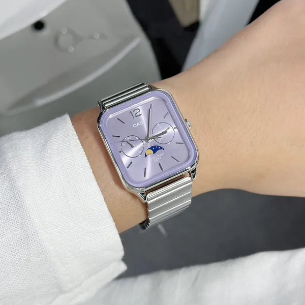 Casio MTP-M305D-6A férfi kvarc karóra, lila számlap, acél szíj, díszdoboz