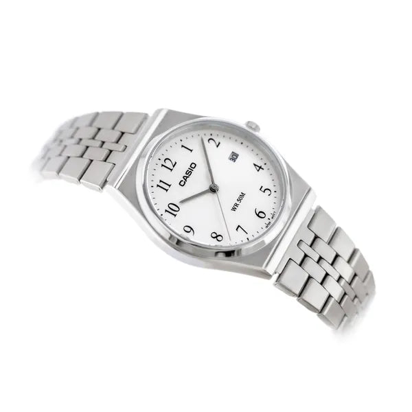 Casio MTP-B145D-7B férfi karóra ezüst nemesacél szíjjal WR50