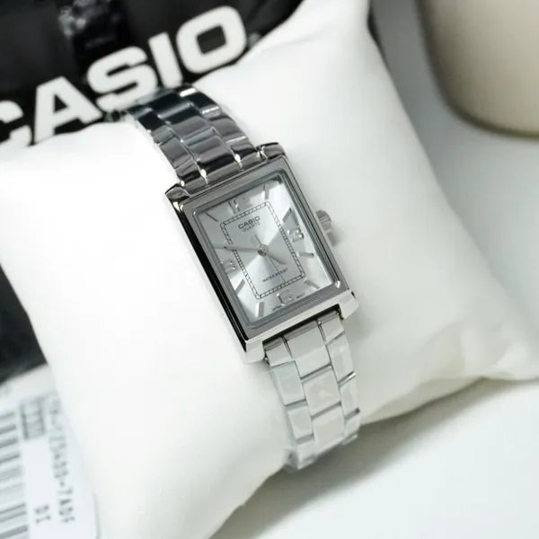 Női Casio karóra LTP-1234DD-7A, ezüst nemesacél, téglalap, WR30
