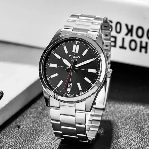 Casio MTP-VD02D-1E férfi karóra, acél szíj, fekete számlap, WR30, 41 mm