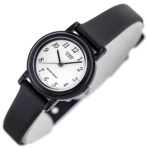 Casio női karóra, kvarc, 25 mm, fehér számlap, fekete bőrszíj, WR30