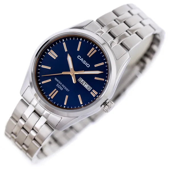 Casio MTP-1335D-2A2 férfi karóra – ezüst acél szíj, kék számlap, WR50