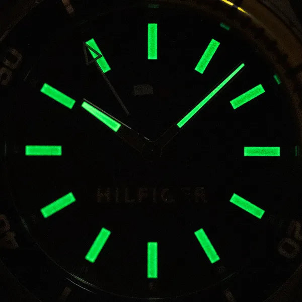 Tommy Hilfiger Logan férfi karóra, 43 mm, rozsdamentes acél, WR50