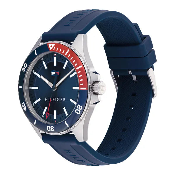 Tommy Hilfiger Logan férfi karóra, kvarc, 43 mm, WR50