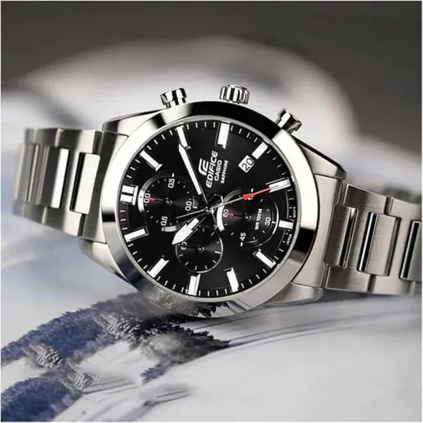 Casio Edifice férfi kronográf karóra, acél, szafír üveg, WR100, 41 mm