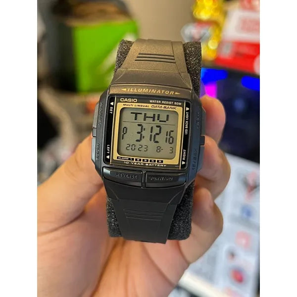 Casio DB-36-9A férfi digitális karóra, LED világítás, 5 alarm, WR50