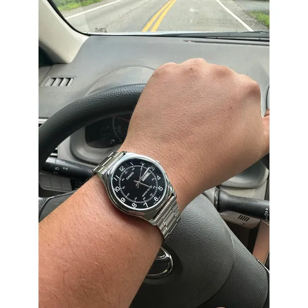 Casio MTP-V006D-1B2 férfi karóra, acél szíj, fekete számlap, dátum, WR30