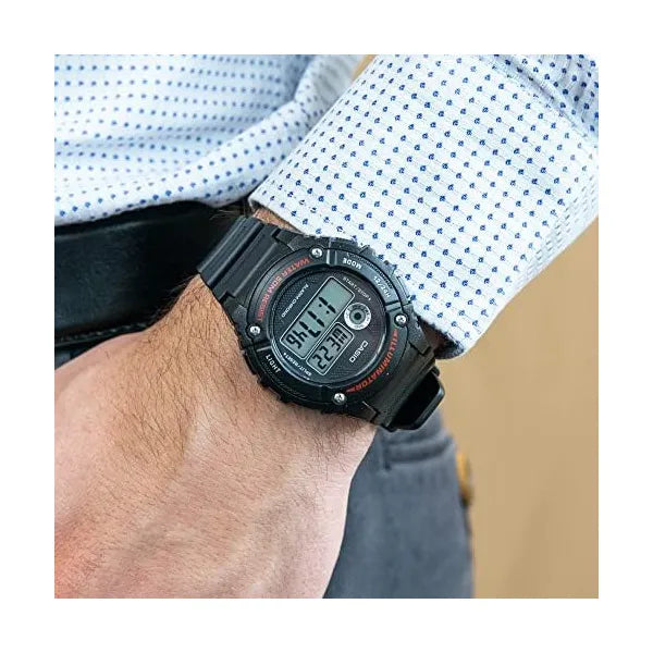 Casio W-216H-1AVEF férfi digitális sport karóra, fekete, WR50