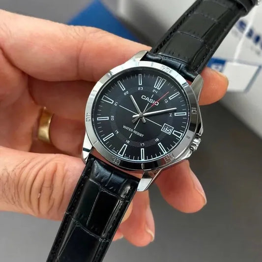 Casio férfi karóra MTP-V004L-1CUDF, bőr szíj, 47 mm, fekete számlap