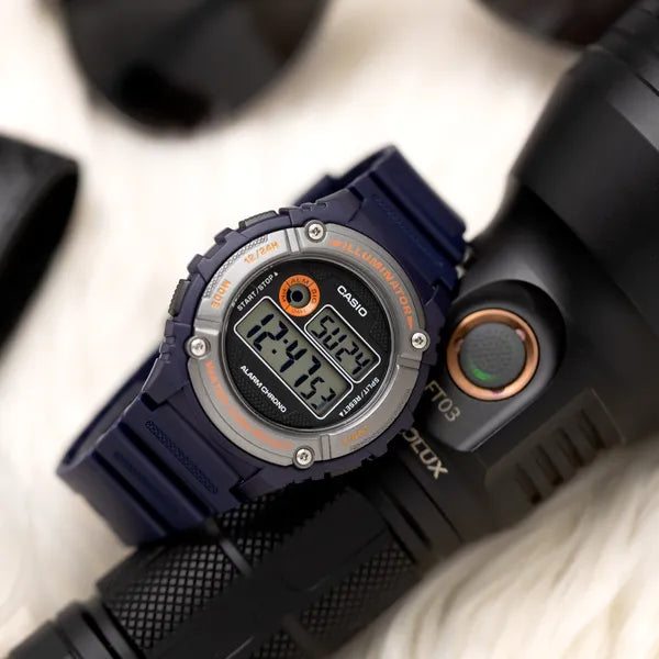 Casio W-216H-2BVDF férfi digitális sportóra, WR50, 42 mm, sötétkék