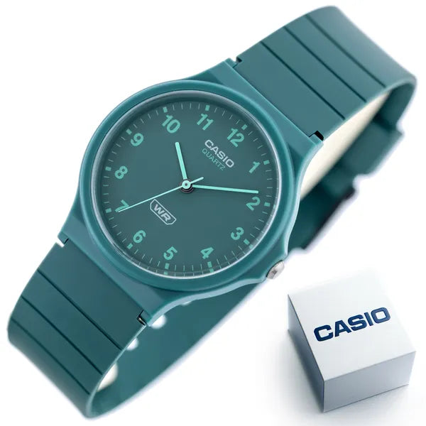 Casio MQ-24B-3BDF uniszex karóra – turkiz műanyag tok 36 mm
