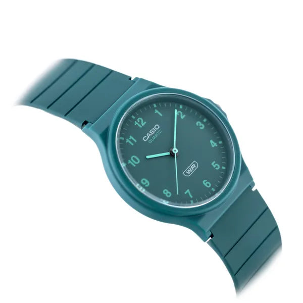 Casio MQ-24B-3BDF uniszex karóra – turkiz műanyag tok 36 mm