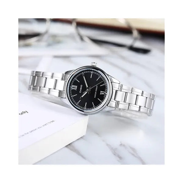 Casio női karóra fekete számlappal, acél szíjjal, WR30, kvarc