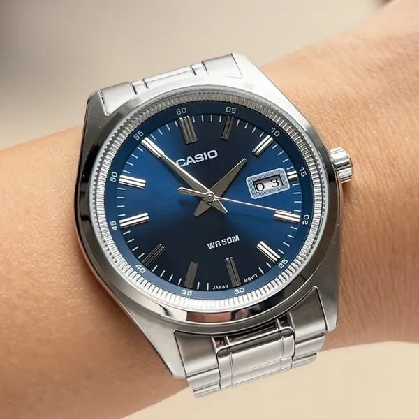 Casio MTP-B180D-2A férfi karóra, rozsdamentes acél, kék számlap, WR50