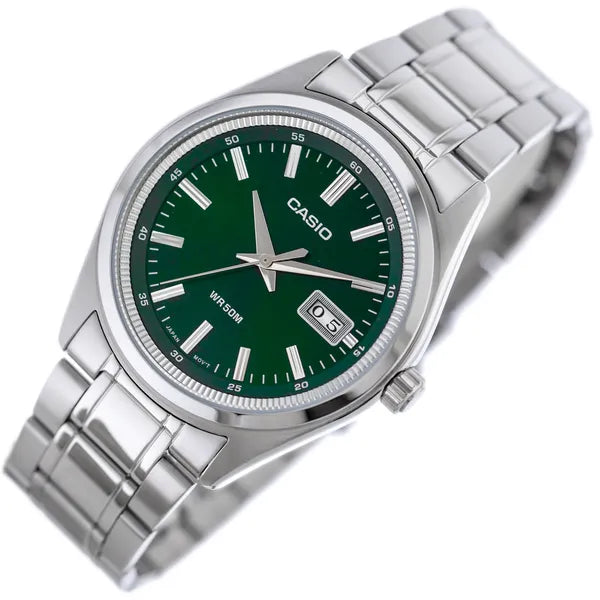 Casio MTP-B180D-3A férfi karóra, zöld számlap, acél szíj, WR50 + díszdoboz