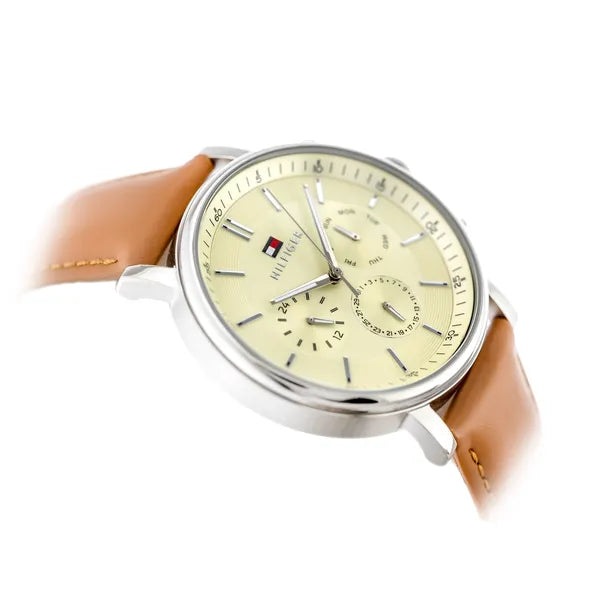 Tommy Hilfiger Tyson férfi karóra 44 mm, barna bőr szíj, WR50
