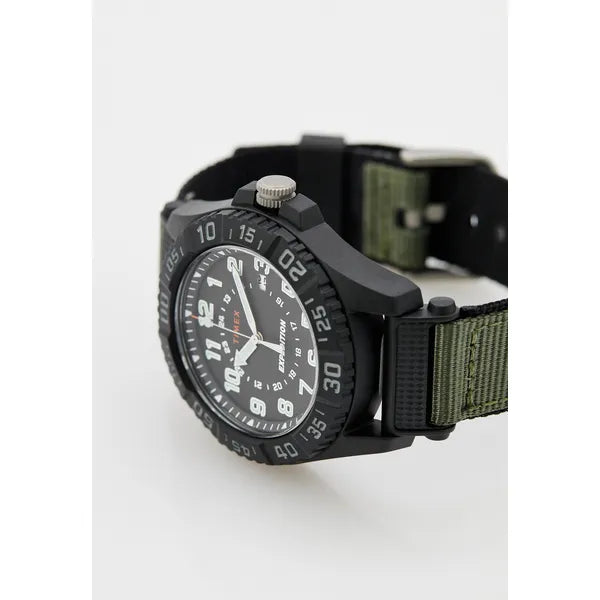 Timex Expedition Acadia Rugged TW4B26400 férfi karóra, WR100, textil szíj