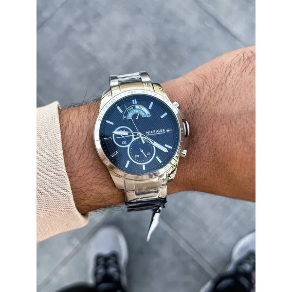 Tommy Hilfiger Decker férfi karóra – nemesacél, kék számlap, WR50