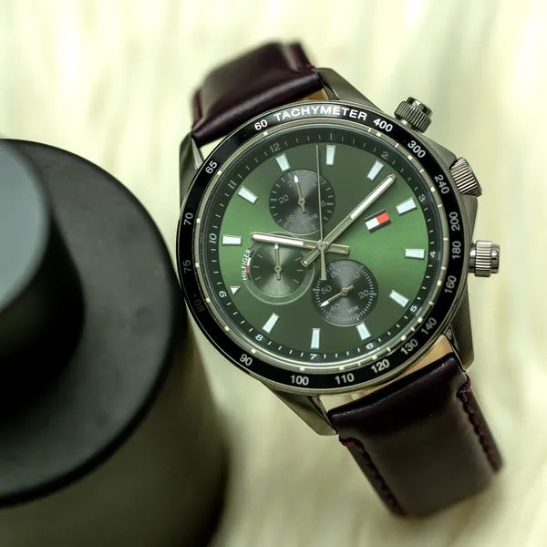 Tommy Hilfiger Miles 44 mm férfi karóra, zöld számlap, bőrszíj, WR50