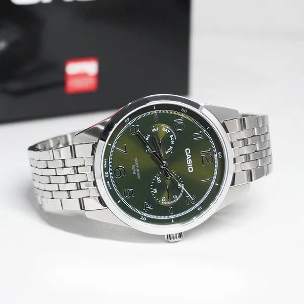 Casio MTP-E340D-3A férfi karóra, rozsdamentes acél, zöld számlap, WR50