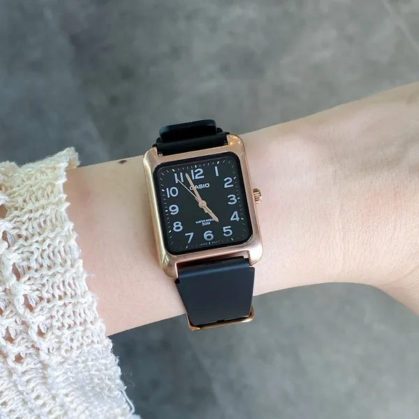 Casio MTP-B175-5B uniszex karóra, rózsaarany téglalap tok, WR50