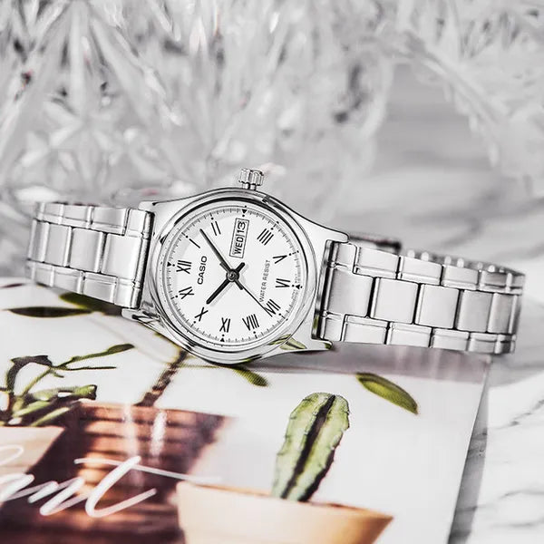 Casio női karóra LTP-V006D-7B, ezüst acél szíj, fehér számlap, dátum