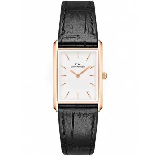 Daniel Wellington női karóra 24 mm, rózsaarany tok, fekete bőr szíj