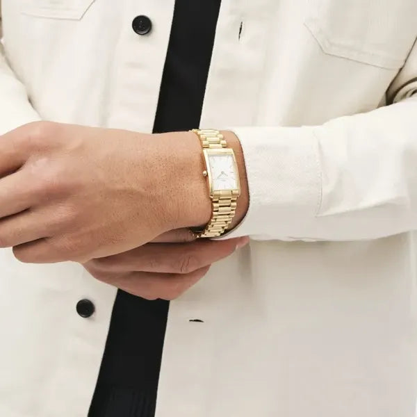 Daniel Wellington női karóra 24 mm, arany acél, fehér számlap