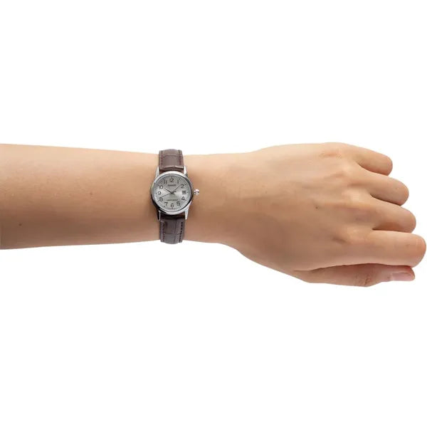 Casio LTP-V002L-7B2UDF női kvarc karóra bőrszíjjal, ezüst tok, WR30, dátum