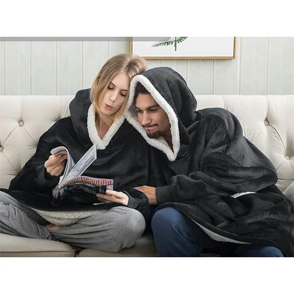 Fekete oversize XXL kapucnis takaró pulóver, pihe-puha teddy anyag
