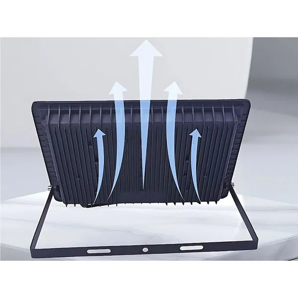LED reflektor 50 W, 6000 K hideg fehér fény, IP66, fekete, kültéri