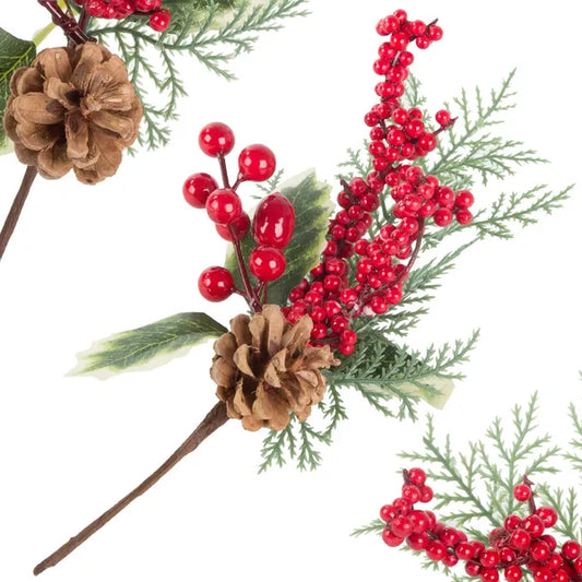 Karácsonyi asztaldísz műfenyővel, piros berkenyebogyóval és tobozzal, 28 cm