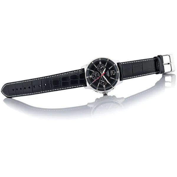 Férfi Casio kvarc karóra fekete bőrszíjjal, fekete számlap, 44 mm, 50 m