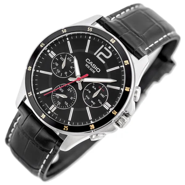 Férfi Casio kvarc karóra fekete bőrszíjjal, fekete számlap, 44 mm, 50 m