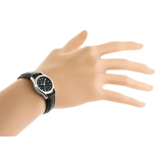 Casio LTP-1094E-1ARDF női karóra, fekete bőr szíj, 23 mm WR30