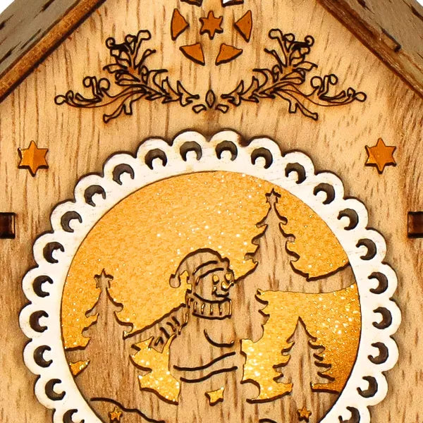 Fa karácsonyi függődísz meleg fehér LED-del, 9×6 cm, elemes