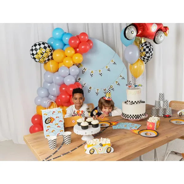 Happy Birthday feliratú serleges papír banner, 2,5 m, vegyes színek